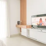 Good Choice And Homey 2Br At Signature Park Grande Apartment By Travelio